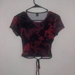 Black and Red Dragon Print Short Sleeve Top